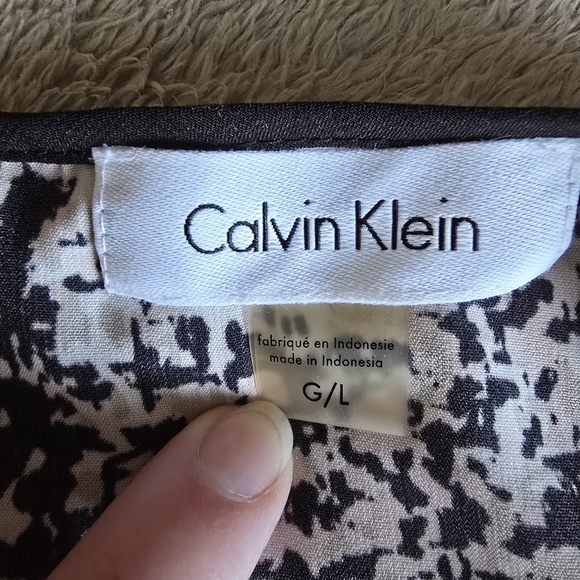 Calvin Klein pink and white sleeveless blouse black trim size large - Picture 10 of 12